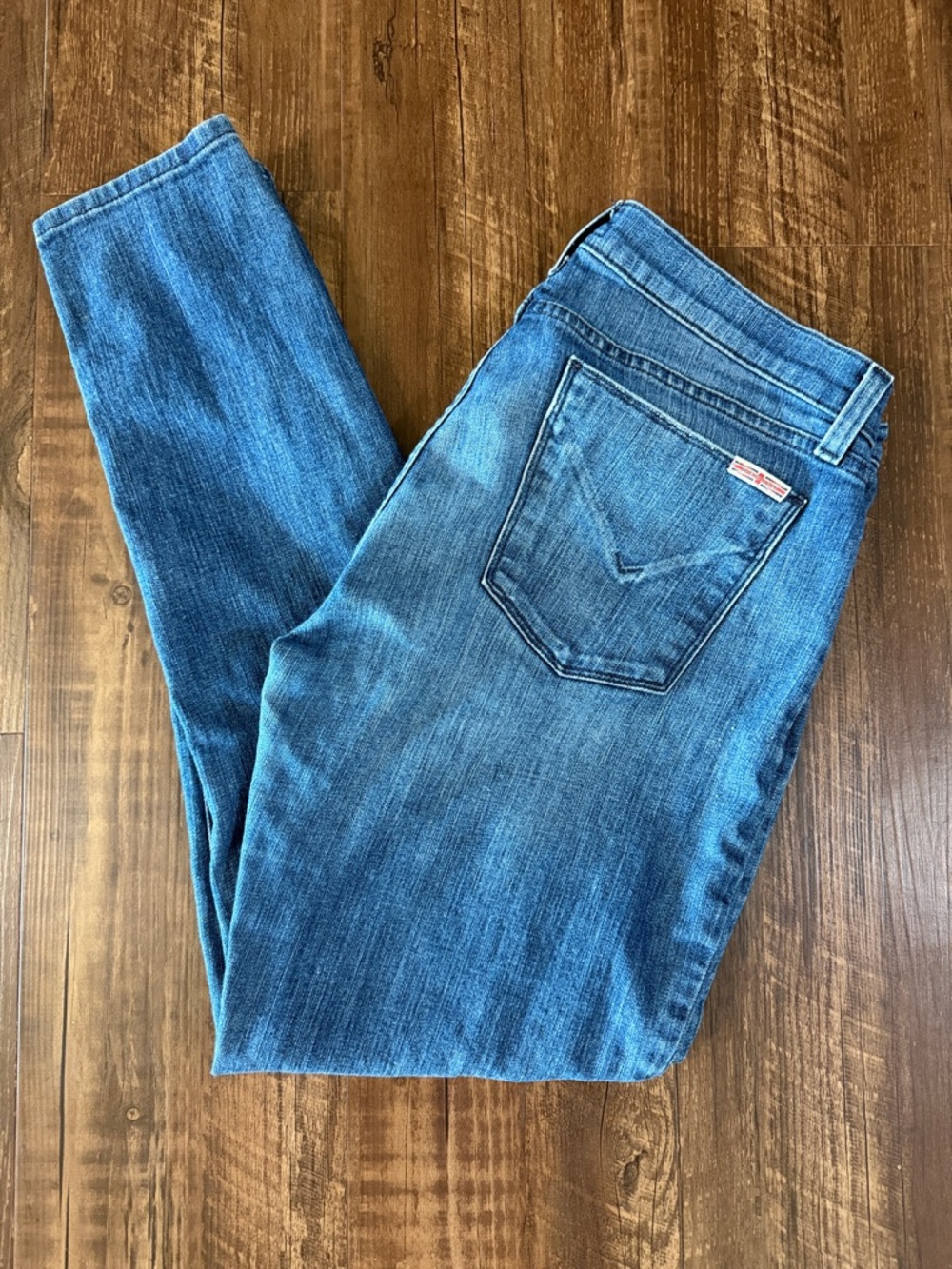 Hudson Krista Super Skinny Distressed Size 30